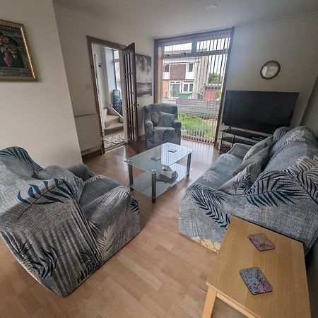 Gorgeous Full Home In Единбург Екстер'єр фото